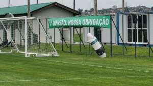Diretoria do Coritiba faz alerta a jogadores no CT: “Primeira Divisão, nossa obrigação”