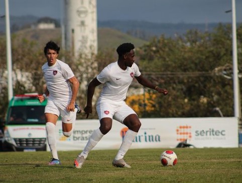 Copa Paulista: Desportivo Brasil é um anfitrião eficiente