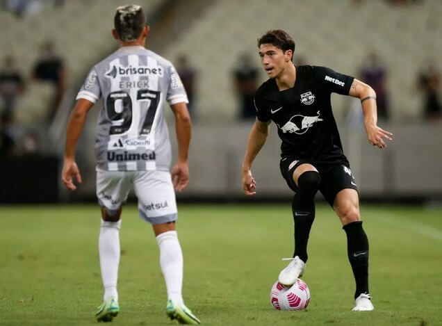 emiliano martinez volante red bull bragantino