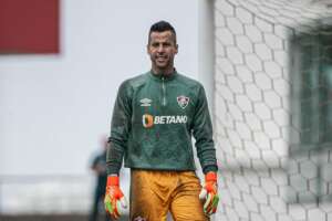 Cruzeiro homenageia Fábio, do Fluminense, por aniversário: “Um dos maiores”