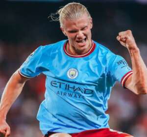 INGLÊS: Manchester City vence Wolverhampton e dorme líder