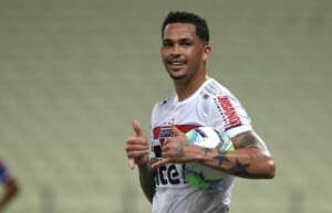 Luciano trabalha normalmente e reforçará São Paulo na 'decisão' da Sul-Americana