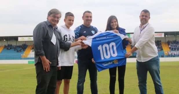 Guilherme Alves, técnico do Marília