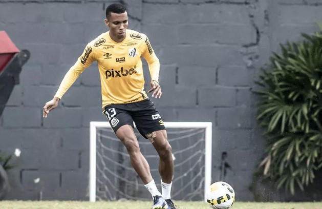 Brasileirão: Madson sofre fratura na mão vira desfalque no Santos