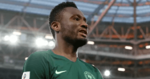 Jogador campeão da Champions League anuncia aposentadoria