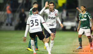 Inimigo do futebol? Felipão dá lição em Cuca, supera Abel e coloca o surpreendente Athletico na final