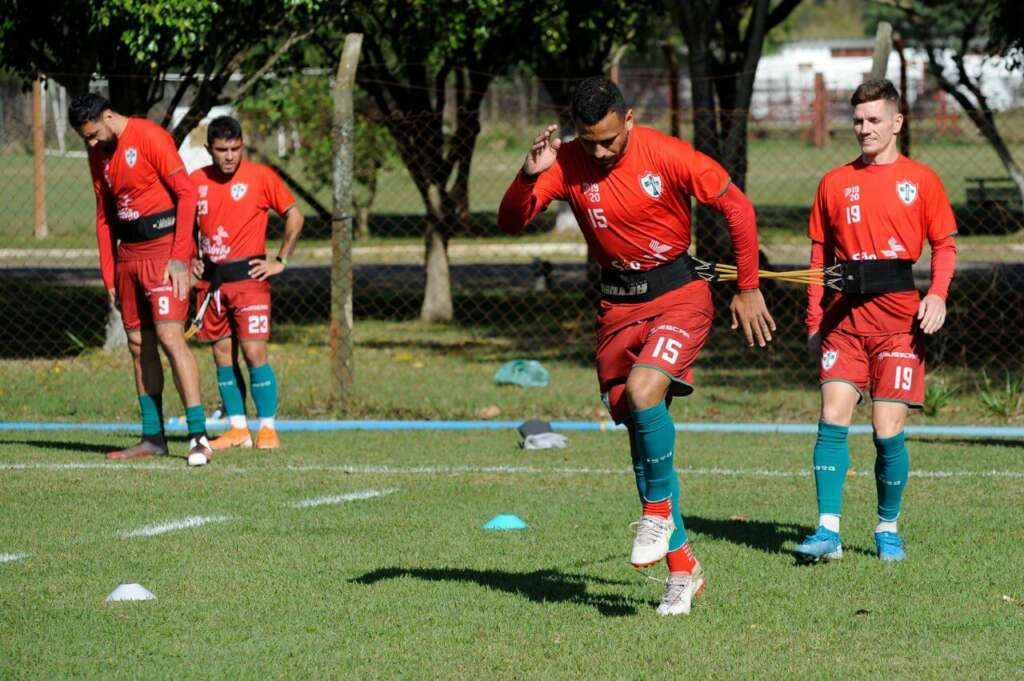 Em São Paulo, Portuguesa se concentra para decisão contra o Marília na Copa Paulista