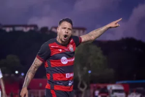 Série C: Rafinha projeta decisão entre Vitória e Paysandu: 