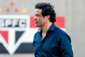 Raí e Lucas Moura esquentam bastidores do São Paulo ao declarar apoio a Bolsonaro e Lula