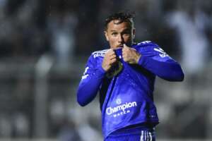 Ponte Preta 1 x 4 Cruzeiro - Celeste supera Macaca e pode ser campeã na sexta