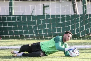 Série B: Sampaio Corrêa terá goleiro titular de volta após 15 rodadas