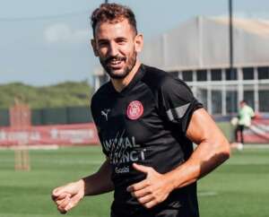 Uruguaio que disputou as Copas de 2014 e 2018 é afastado por problema cardíaco