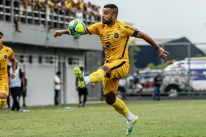 Série D: Meio campista do Amazonas diz que sai de cabeça erguida mesmo após eliminação