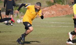 Série B: Meia do Criciúma deixa hospital: 