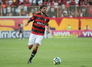 Baiano: Vitória não ficará com o zagueiro Wallace para 2023