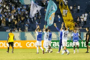 Série B: Ainda sonhando com o acesso, Londrina faz promoção de ingressos