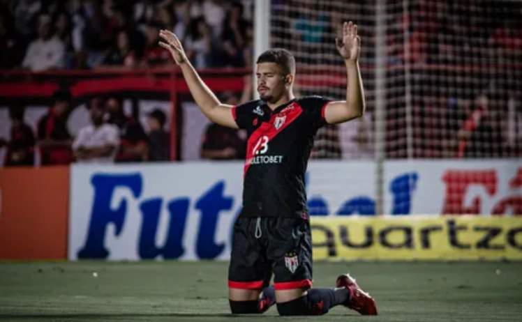 Brasileirão - Atlético-GO 1 x 0 Ceará