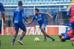 STJD e CBF não voltam atrás de decisão e Avaí x Fluminense será mesmo sem torcida