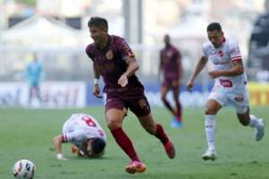 Bahia 1 x 1 Vila Nova - Tricolor tropeça em casa e adia acesso
