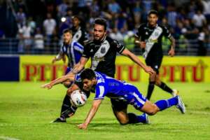 Série B: CSA precisa vencer e secar adversários para não cair