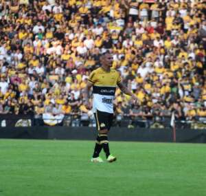 Série B: Titular absoluto, volante Arilson acredita no acesso do Criciúma; Duelo contra Vasco sofre alteração