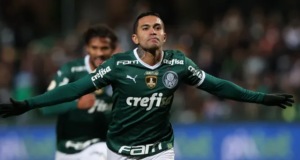 Dudu faz contraproposta e fica perto de renovação com o Palmeiras