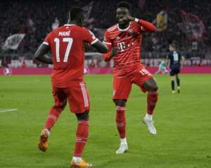 LIGA DOS CAMPEÕES: Bayern goleia o Plzen e continua imbatível; Olympique reage