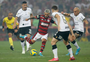 Flamengo 1 (6) x (5) 1 Corinthians - Nos pênaltis, Mengão é tetracampeão!