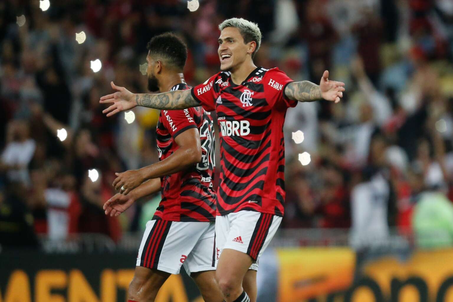 Flamengo sofre goleada de 4 a 0 contra o Bragantino em partida desastrosa