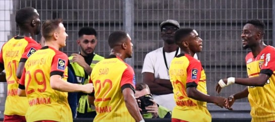 FRANCÊS: Marselha perdeu em casa para Lens e Lyon vence o Montpellier