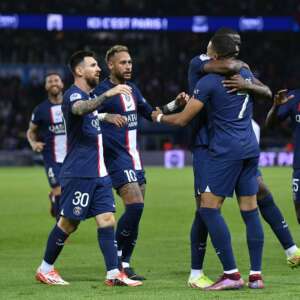 FRANCÊS: Mbappé sai do banco e garante vitória do PSG sobre o Nice
