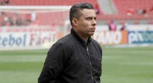 Goiás completa seis jogos sem vitória e busca pontuação para evitar Z4