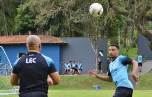 Série B: Londrina vai contar com o atacante Leandrinho contra o Sport
