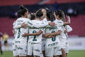 LIBERTADORES FEMININA: Palmeiras massacra e confirma vaga nas quartas de final