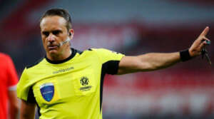 Conmebol anuncia trio de arbitragem argentino na final da Libertadores