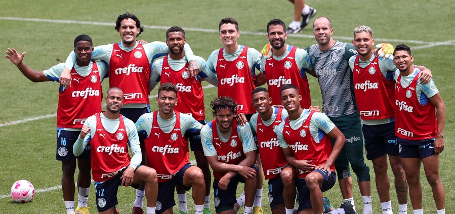 Elenco do Palmeiras no treino