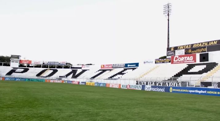 Ponte Preta GRAMADO F Diego Almeida PontePress