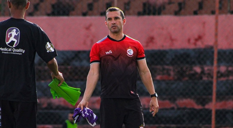 Pernambucano: Ex-Campinense, Ranielle Ribeiro deve ser o novo técnico do Santa Cruz