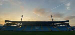 Avaí suspende venda de ingressos e jogo contra o Flu deve ter portões fechados