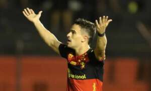 Série B: Uruguaio Facundo vê jogo do Sport contra o Vasco como grande 