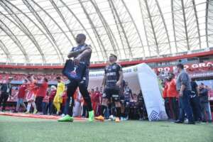 Orlando Ribeiro condena reclamações de Luan e busca novo esquema para o Santos