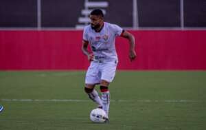 Série C: Vitória renovará com Vicente após lesão