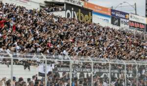 Série B: Justiça faz operação no Majestoso contra ingressos falsos 