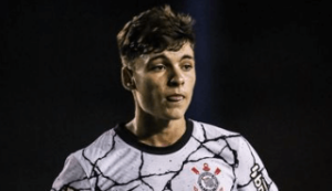 Corinthians relaciona destaque da base para jogo com o Goiás