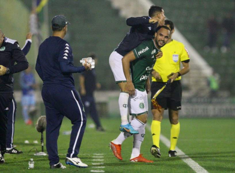 Guarani vence Londrina