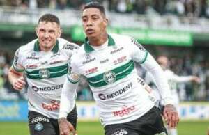 Brasileirão: Coritiba negocia renovação de Alef Manga até 2025