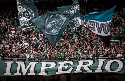 Coritiba organiza 20 ônibus para levar torcedores ao jogo contra o Juventude