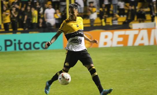 Série B: Ítalo exalta momento ‘muito bom’ do Criciúma antes de encarar o Vasco