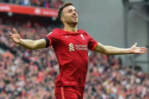 Lesionado, Diogo Jota desfalca Liverpool e vira baixa para Portugal na Copa