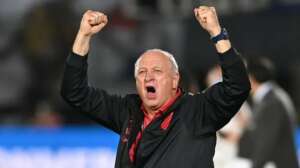 Oscilando, Felipão fala em alívio após vitória do Athletico-PR